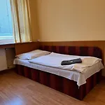 Hotel Avion 3*