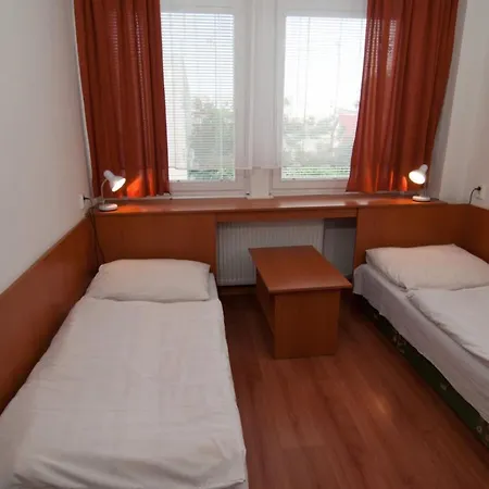Avion Hotel