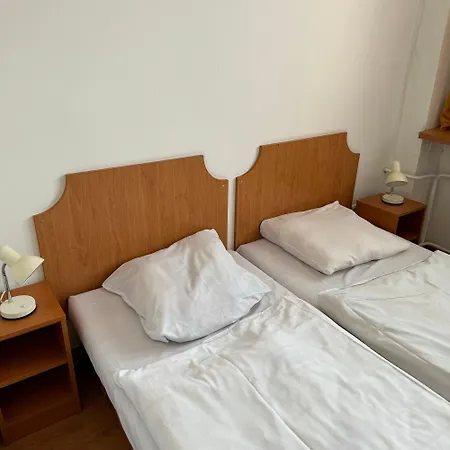 Avion Hotel 3*