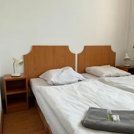 Hotel Avion 3*