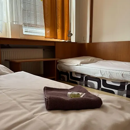 Avion Hotel 3*